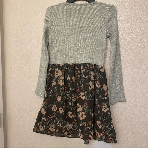 OshKosh gray cozy knit ribbed crew neck long sleeve sweater dress floral 14 - Picture 2 of 9